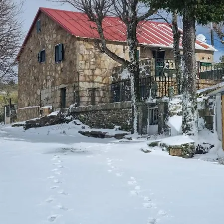 Fraga Da Estrela Chalet